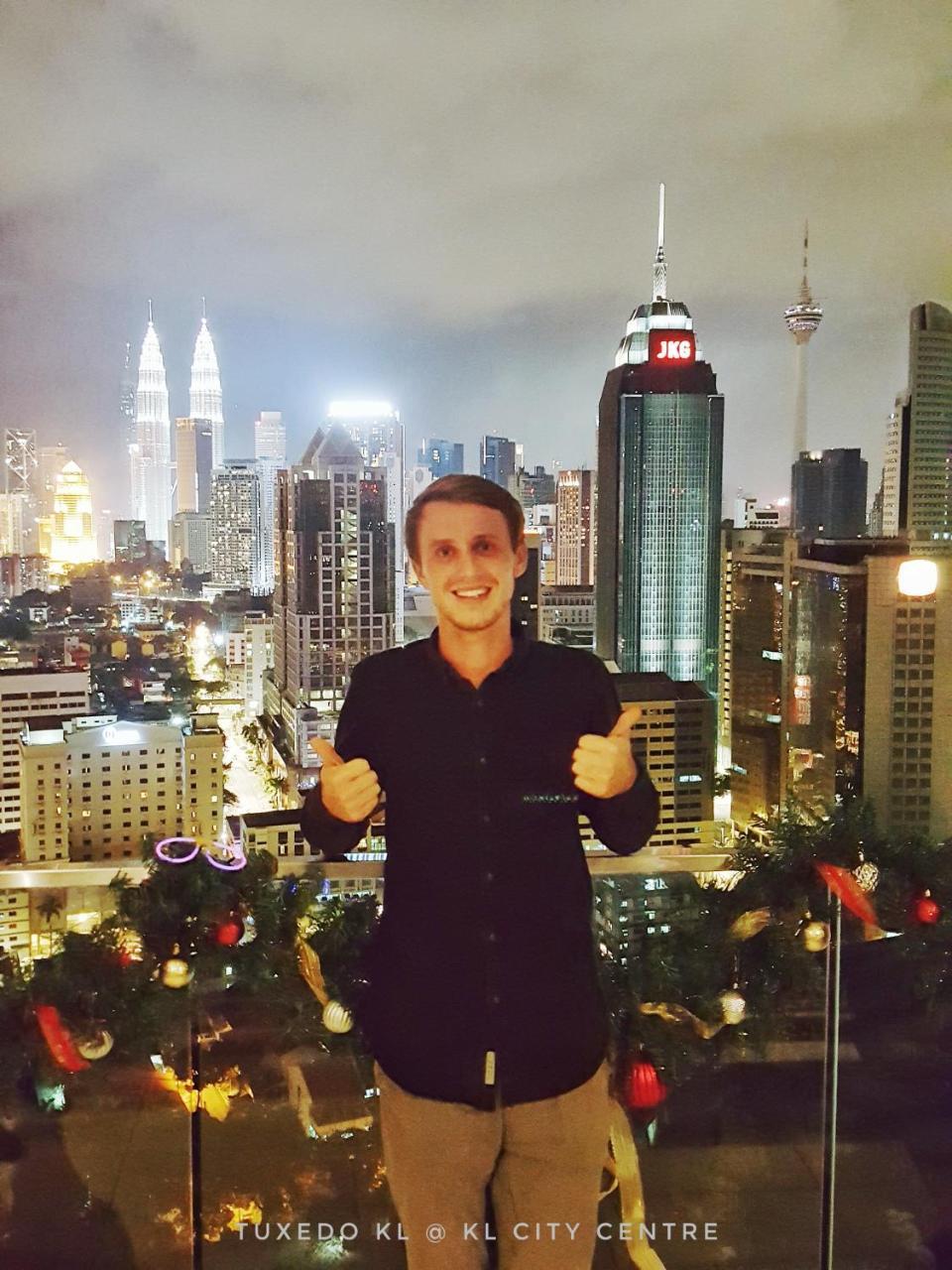 Tuxedo Kl -No.1 Rooftop Pool W Skyscraper Views Kuala Lumpur Exterior photo